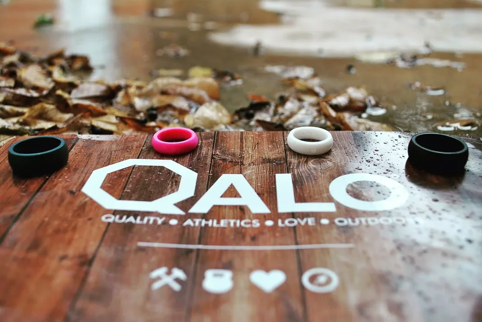 Qalo wedding bands shared by Mitchell Jewelers